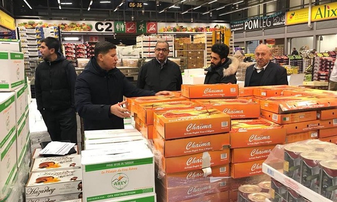 سمير ماجول يلتقي تجارا تونسيين بسوق " رنجيس " بباريس