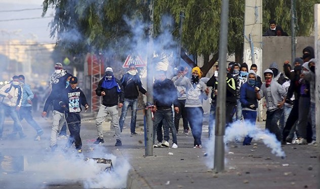 المهديّة : السجن بين عامين و 16 سنة لمتّهمين بالنهب والحرق أثاء ثورة 2011