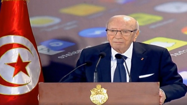 السبسي: لو تُرك أمر ضبط مهنة الصحافة للدولة سنعود إلى الوراء وحرية الصحافة أفضل من الكبت