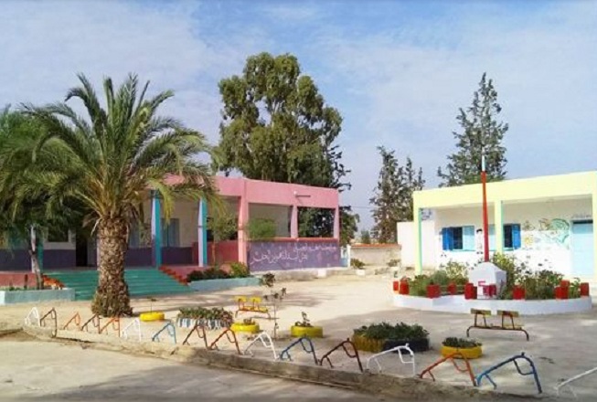 سليانة : قاض يجمع القدماء لصيانة مدرسته حرصا على منع التلاميذ من الانقطاع المبكّر 