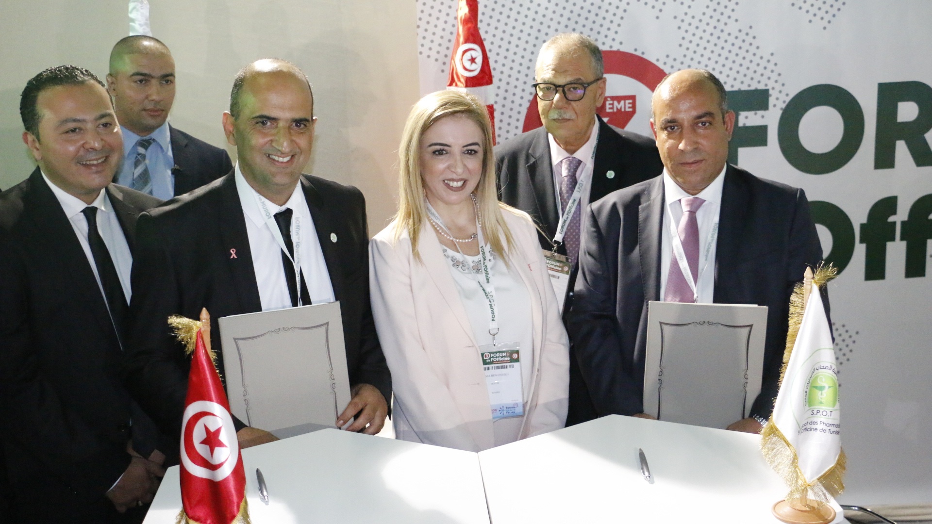 النقابة التونسية لأصحاب الصيدليات الخاصة تنظم المنتدى الثالث حول موضوع: " الصيدلة : متطلبات التطور "
