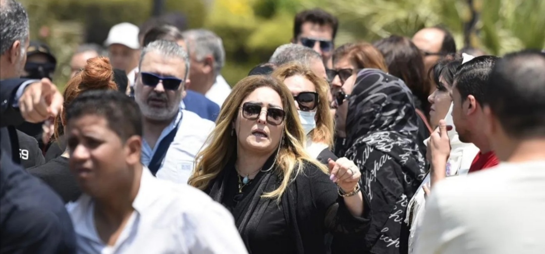 تشييع جثمان الفنان المصري سمير صبري