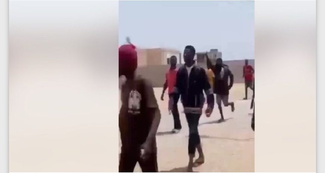 اشتباكات دم... وية بين مهاجرين أفارقة