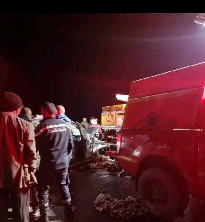 بالصور/وفاة 3أشخاص من بينهم رجل أعمال في حادث مرور
