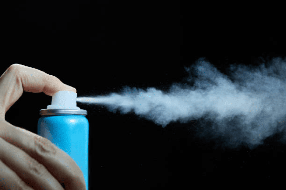 قارورة غاز مسيل للدموع  داخل حافلة تلاميذ وحالات اغماء وهلع!!