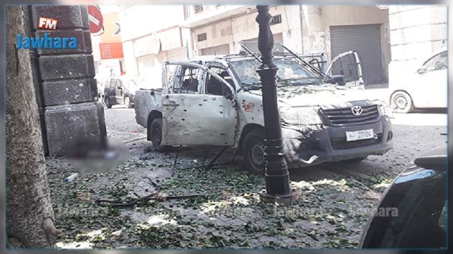 انفجار باب بحر : مراسل " الجوهرة " ينقل تفاصيل دقيقة ويؤكّد أن الفاعل انتحاري استهدف سيارة أمن