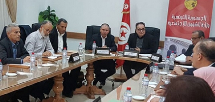 غدا الثلاثاء : استئناف مفاوضات  الزيادة في أجور القطاع العام والوظيفة العمومية 