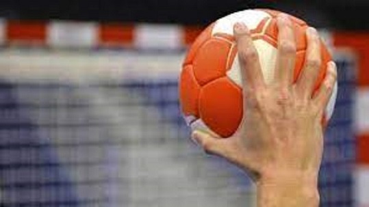 بطولة العالم للوسطيات لكرة اليد: المنتخب الوطني يفوز على نظيره الإيراني