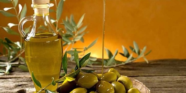 بمناسبة شهر رمضان : زيت الزيتون البكر  الممتاز بسعر 7 دنانير و 800 مليم 