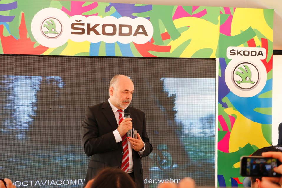 النقل للسيارات تسوّق سيارات " Skoda " في تونس