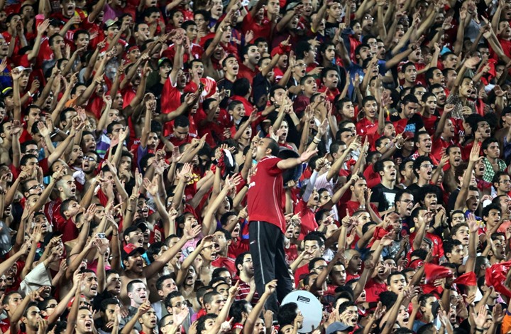 بعد هزيمة " العار " بخماسية : الأهلي يضع على ذمة جماهيره تذاكر مباراة " صن داونز " بسعر غريب !