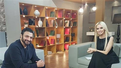كانت اخر زيارة له الى تونس في جنازة ذكرى محمد : عائشة تستضيف حميد الشاعري