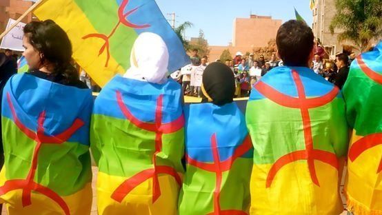 رئاسة الحكومة تنفي وجود حزب جديد بمرجعية أمازيغية تحت مسمى ''حزب حركة آكال "