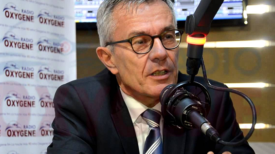 سفير ألمانيا:  السيّاح الألمان لن يأتوا إلى تونس بسبب"القمامة " وجودة الخدمات في القطاع السياحي