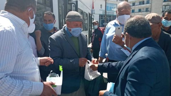 بلدية القيروان تدعو الى ارتداء الكمامات بجميع المرافق و الفضاءات