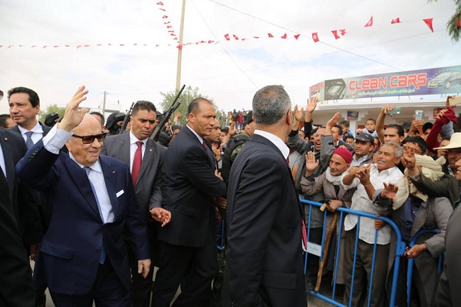 الباجي قائد السبسي من بن قردان : محاولات تقسيم البلاد بين شمال وجنوب لن تفلح