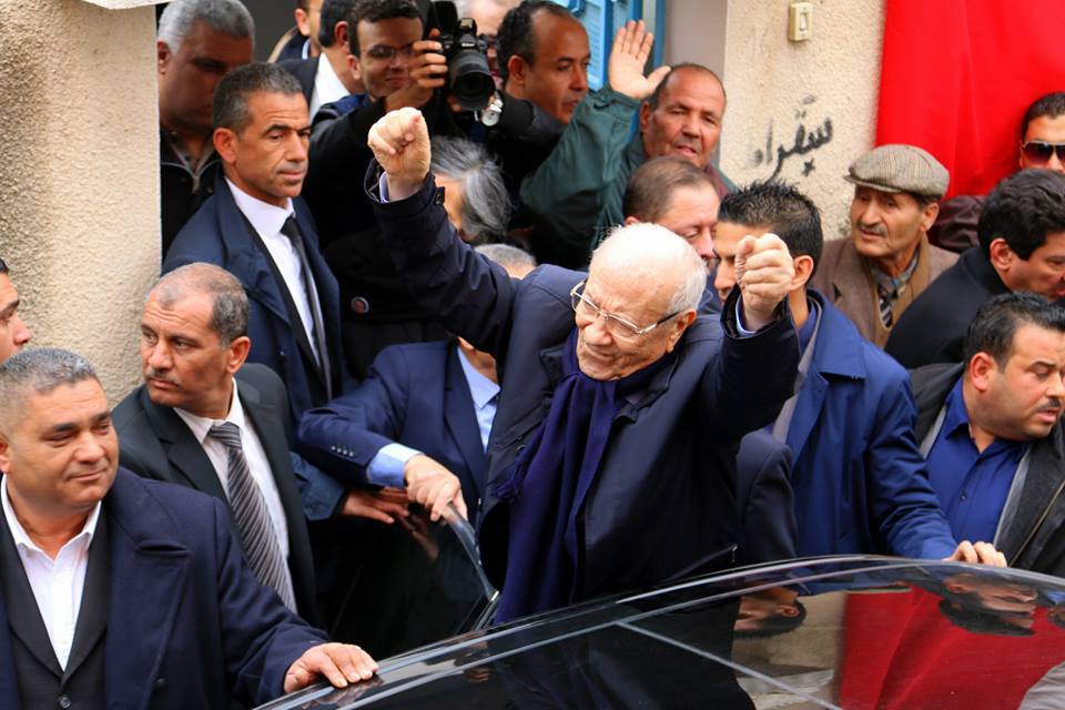 بسبب الصراعات الداخلية والزعامات : هكذا تحوّل المواطن من معشوق الأحزاب إلى آخر من تفكّر فيه الأحزاب ؟