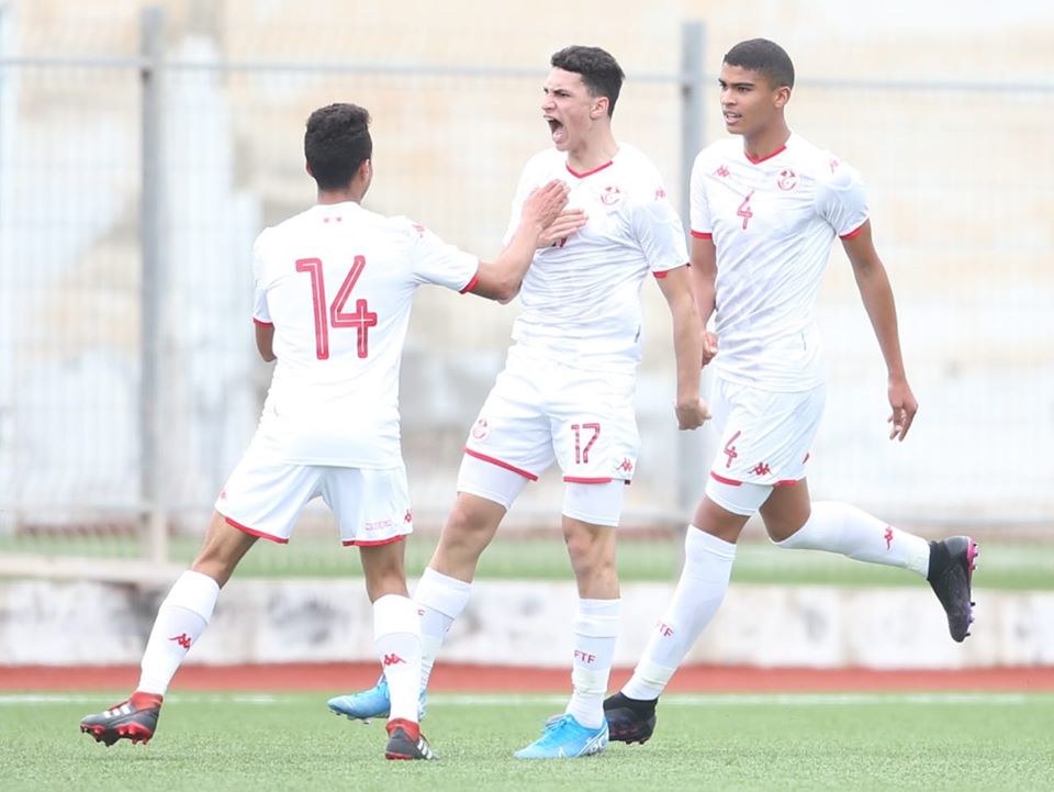 بمشاركة 25 لاعبا : منتخب الأصاغر في تربص