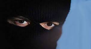ملثمون يختلسون 5 آلاف دينار من القباضة المالية بدوار هيشر : كل التفاصيل