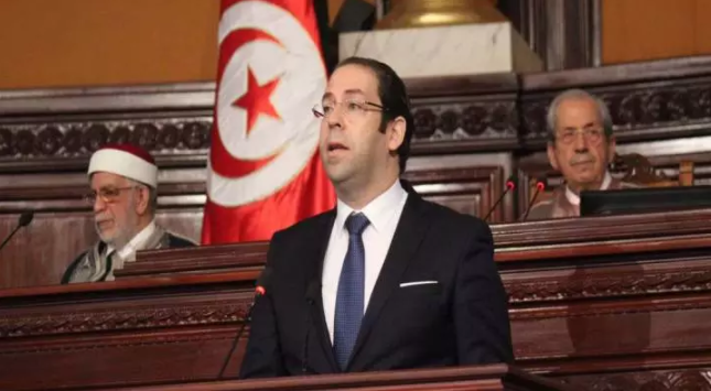 الشاهد في البرلمان : " هؤلاء يراهنون على إفشال الحكومة لإلغاء الإنتخابات البلدية وإرساء نظام دكتاتوري "