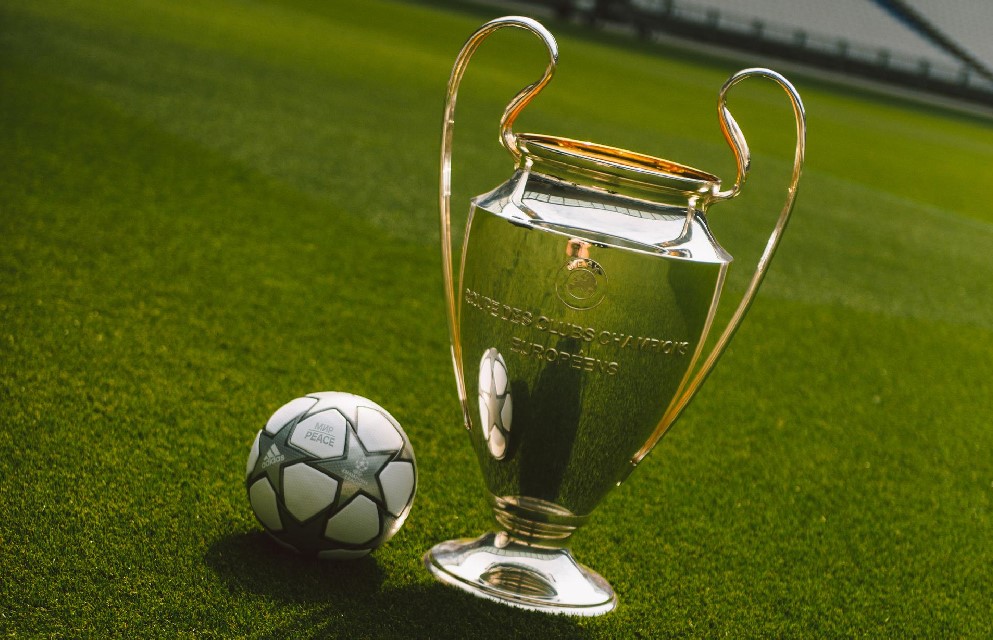 دوري أبطال أوروبا: حضور لاعب تونسي في مواجهات الليلة
