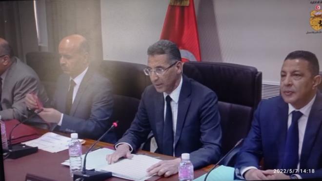 وزير الداخلية يدعو إلى "إيقاف كلّ مُشتبهٍ به وكلّ من يثبتُ تعمّدهُ إضرام النار في المحاصيل الزراعيّة"