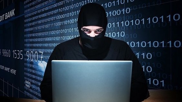 انور الغربي يطالب السلطات التونسية بأن تتواصل مع الجزائرية بخصوص المسؤول عن صفحة " المارد الجزائري "