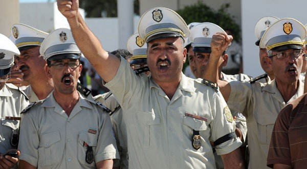 مثول 14 عون حرس أمام القضاء العسكري