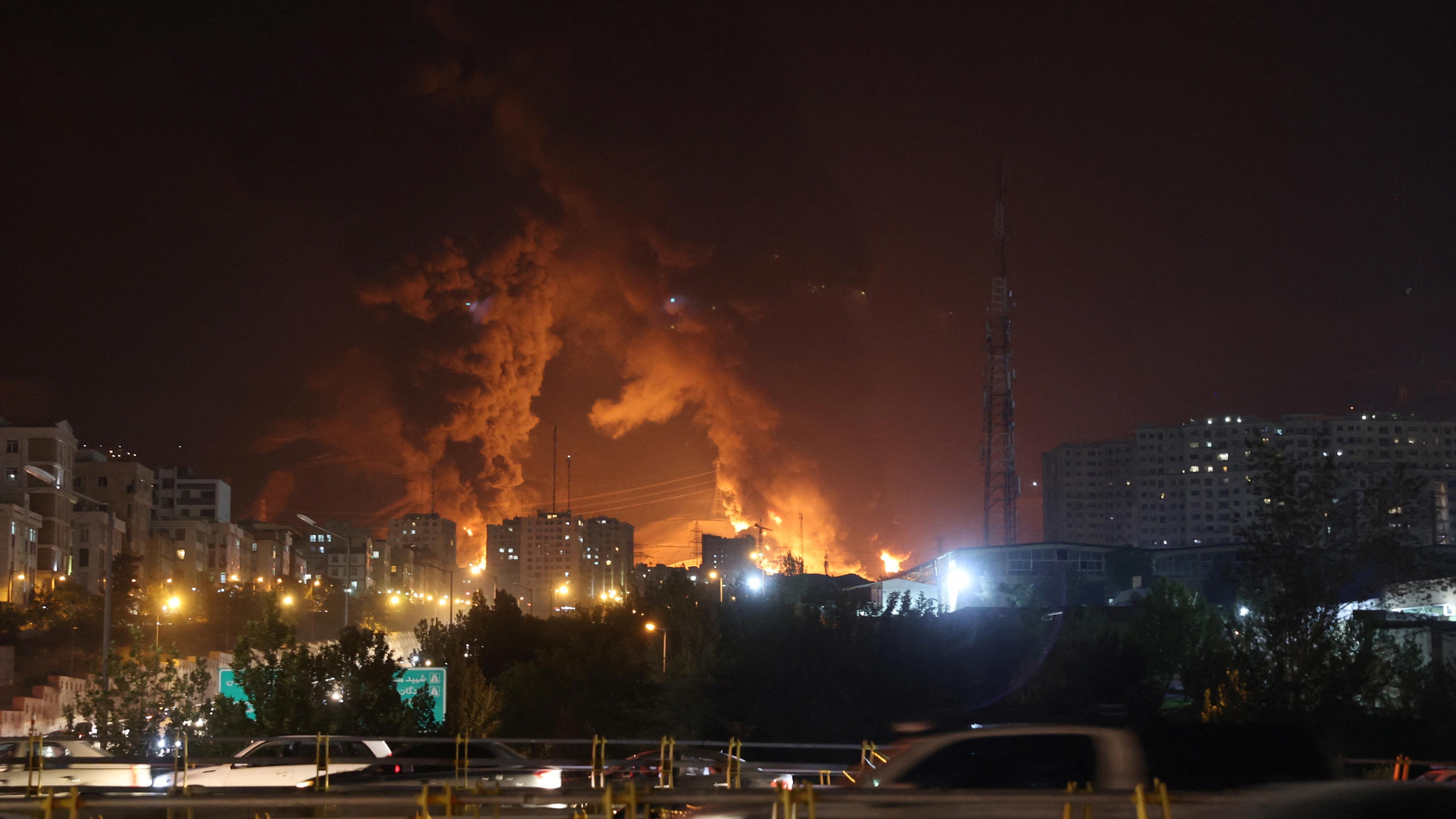 الاعلام الايراني : تم إطلاق 30 صاروخا على إسرائيل