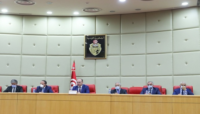الفخفاخ يفعّل قاعة العمليات الخاصة بالهيئة الوطنية لمجابهة الكورونا