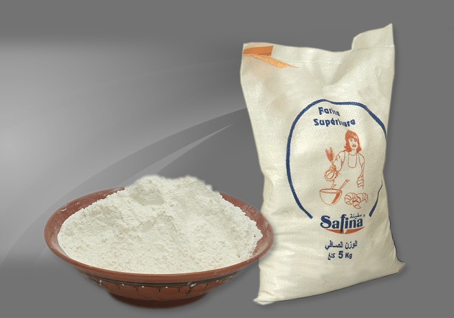 حجز أكثر من 76 طن من السميد والفارينة من أجل الاحتكار والمضاربة بعدد من ولايات الجمهورية