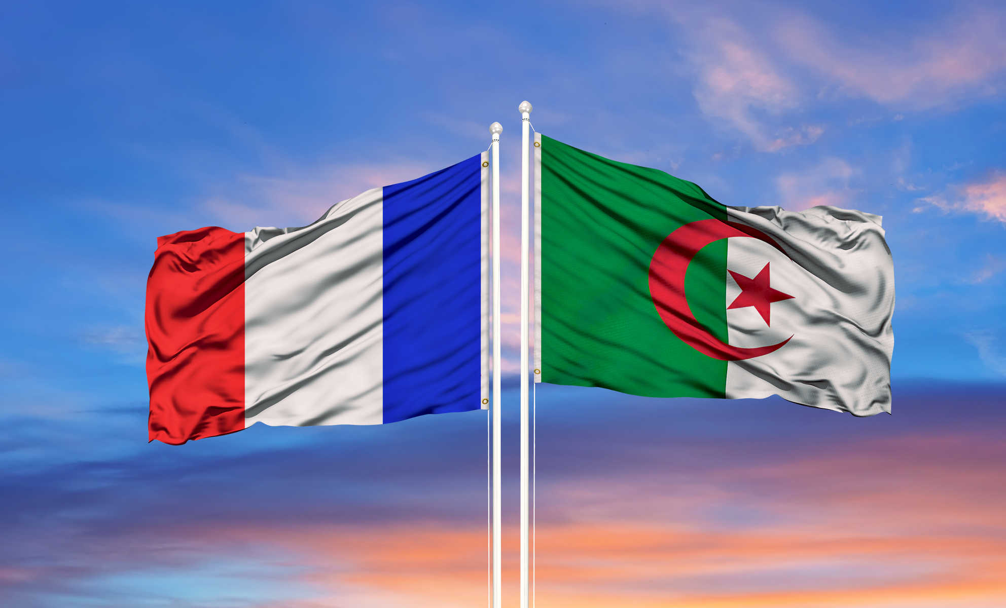 الجزائر تستنكر قرار الحكومة الفرنسية.. ماذا حدث؟