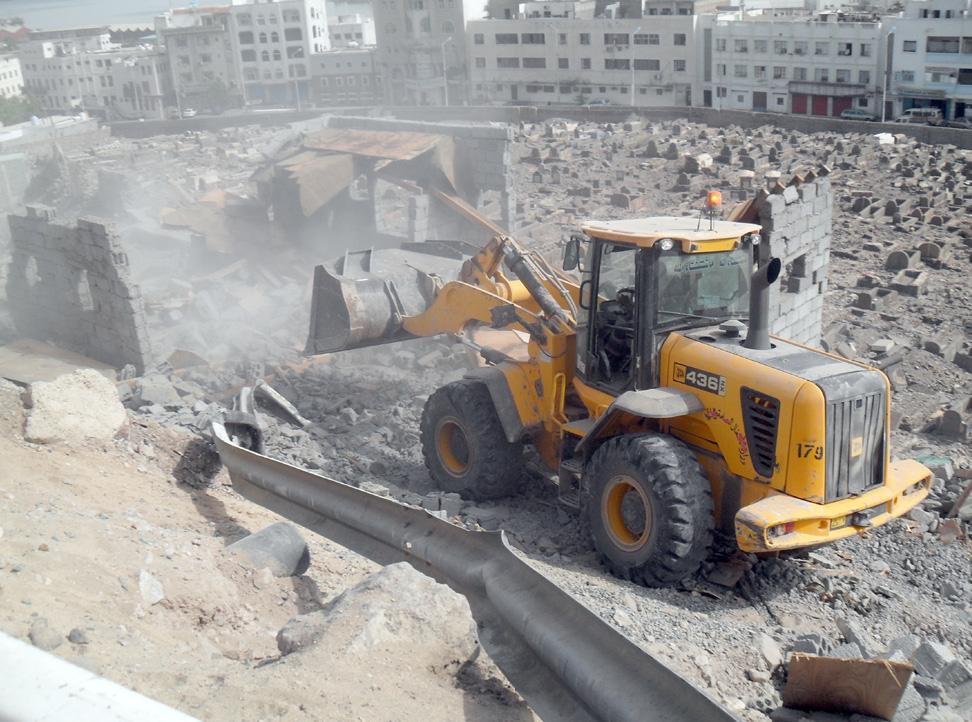 أريانة : هدم 15 بناء عشوائيا بمنطقتي حدائق المنزه والمنيهلة