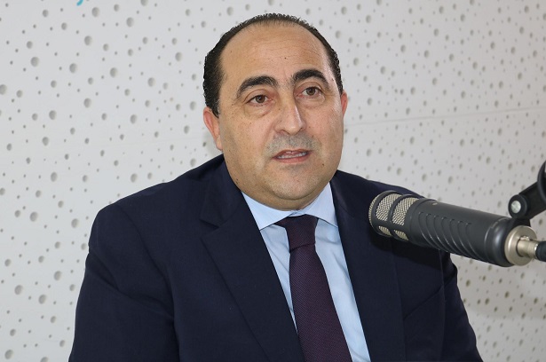 وزير النقل يعقد جلسة لتقريب وجهات النظر وفض اشكال التزود بالمحروقات