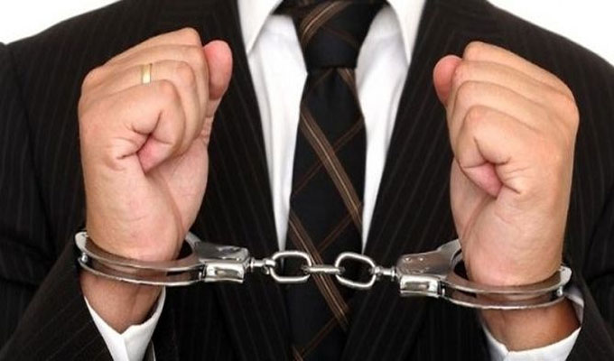 مكّن ابنه من الدراسة في الخارج ليصبح طيّارا : 10 سنوات سجنا في حق الكاتب العام لجامعة النقل