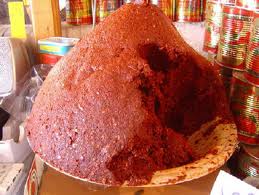 وزارة التجارة تحجز كميات كبيرة من الهريسة العربي والفلفل الأحمر مخلوطة بصبغة الشعر 