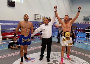 عصام البرهومي بطل العالم في الكيك بوكسينغ