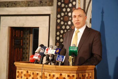 وزير السياحة يدعو وكالات الاسفار ووكالات الأنباء لإبلاغهم بمختلف الاجراءات والاحتياطات المتخذة