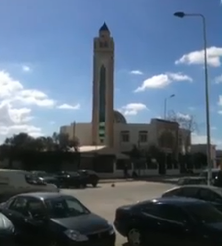  مئذنة جامع مونبليزير تصدح بأغنية حوماني 