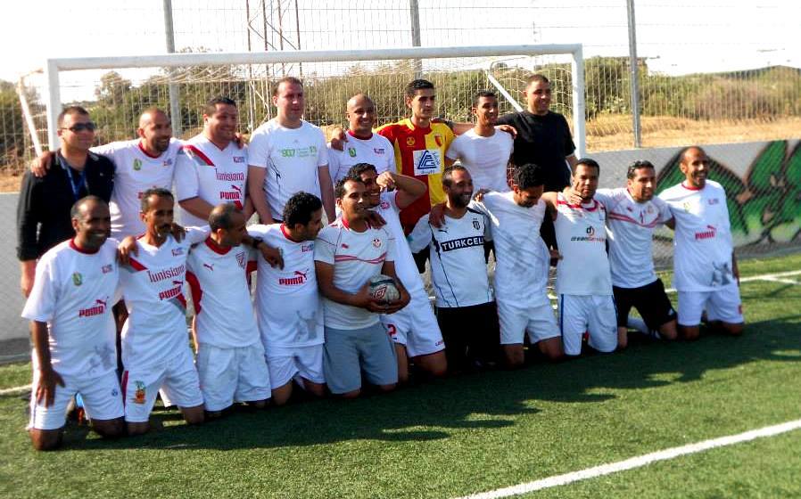 في مباراة استعراضية : قدماء نادي  قربة يهزمون نجوم الصحافة والتلفزة 