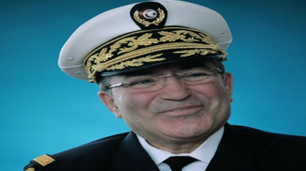 الأميرال كمال العكروت : " هؤلاء الأبطال أنجحوا جنازة الرئيس الراحل الباجي قائد السبسي "