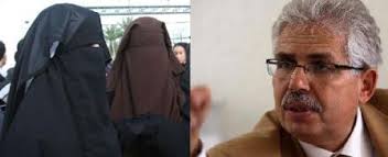 تونس : عدم سماع الدعوى للكزدغلي والسجن 4 أشهر لطالبتين منقبتين