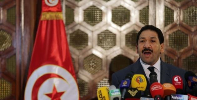 توضيح  من التلفزة الوطنية حول أسباب عدم بث الندوة الصحفية لوزير الداخلية 