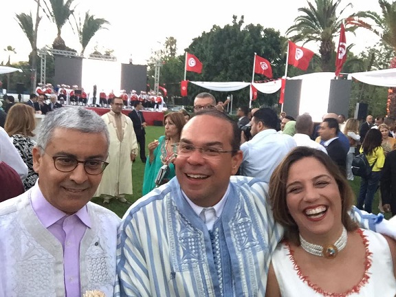 بعد احتفائهم ببن غربية ... نواب آفاق تونس " يأكلون مع الذئب ويبكون مع الراعي " !!