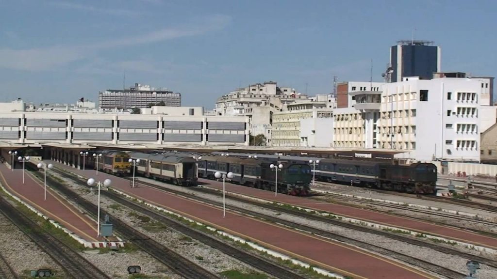 محطة تونس: خروج قطار عن السكة يعطّل حركة القطارات