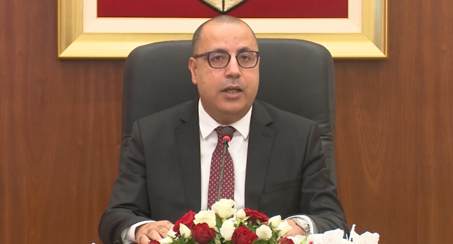 رئيس الحكومة يتحدث للوفيغارو الفرنسية عن الحلول لوقف الهجرة غير الشرعية