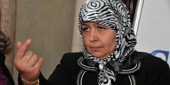الحالة الصحية لمحرزية العبيدي تستدعي الرعاية المكثفة