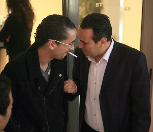 معز بن غربية يغادر القطب القضائي تحت حماية أمنية مشدّدة