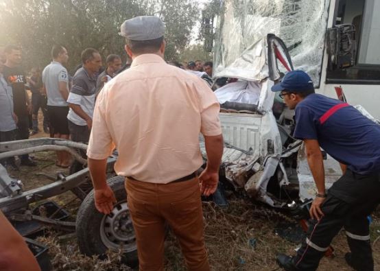 المكنين : قتيل في حادث اصطدام حافلة بشاحنة نقل أسماك