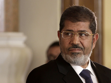 العفو الدولية تدعو لتحقيق مصري نزيه في وفاة مرسي